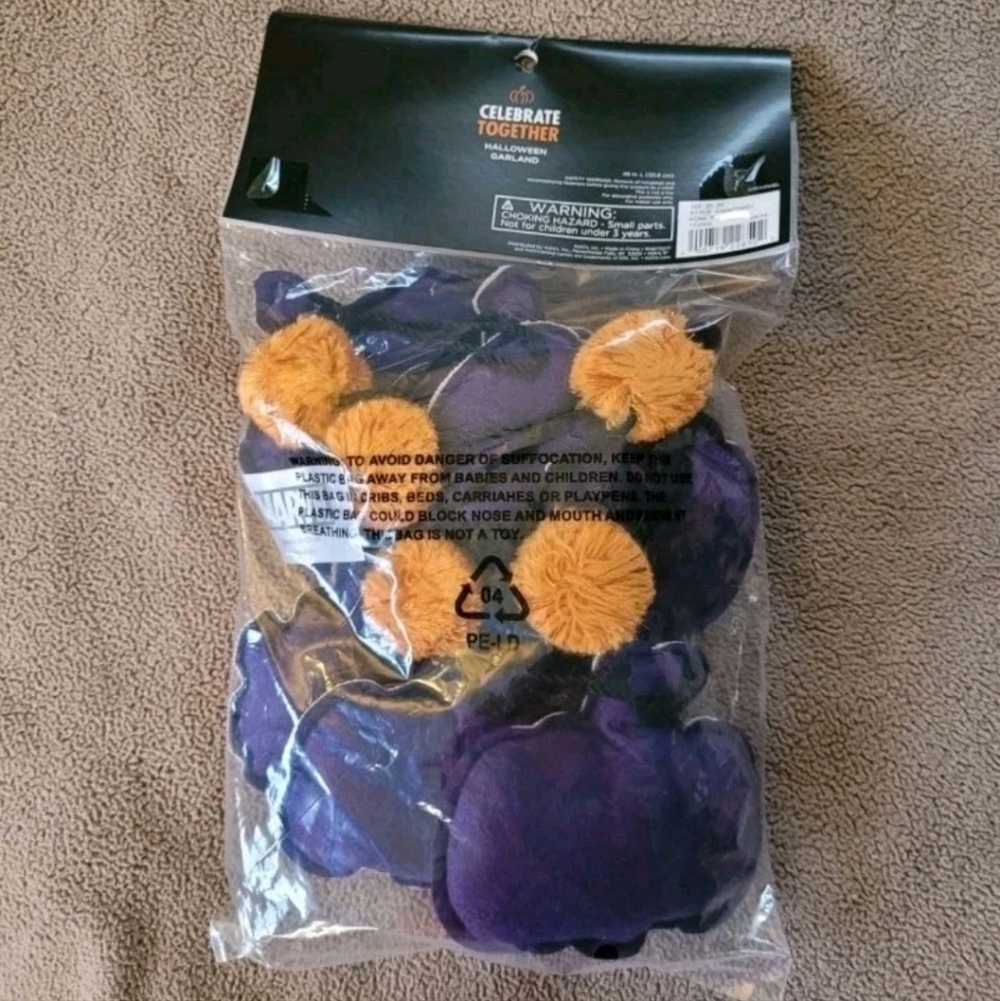 Marvel Halloween Pumpkin Garland 48 In Felt Fabric Spooky Season Home Decoration - Picture 8 of 8